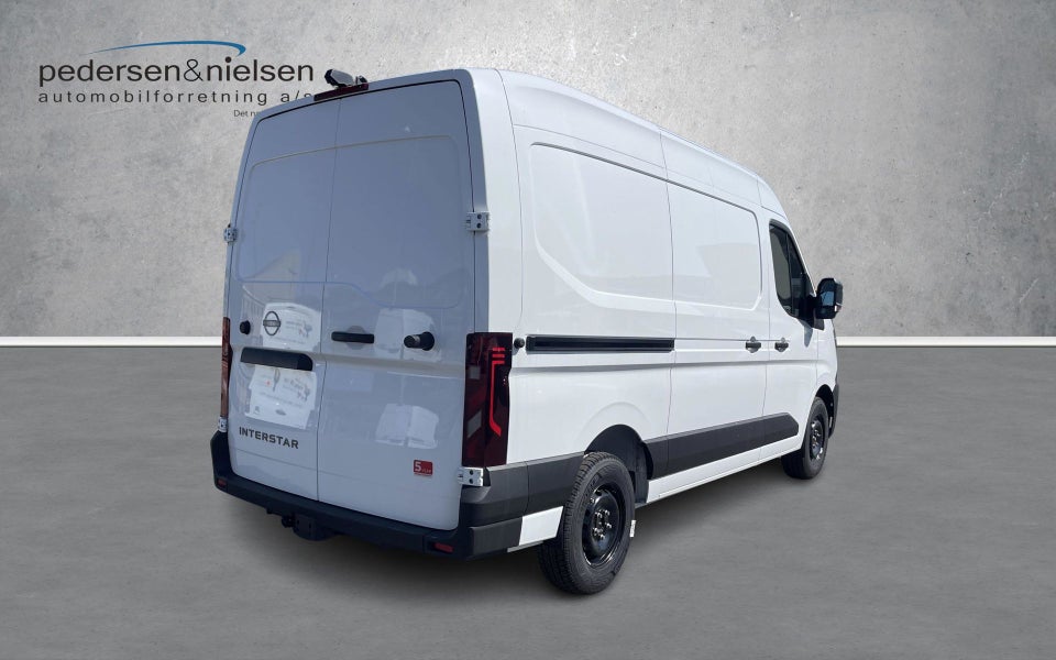 Nissan Interstar 2,0 dCi 150 L2H2 N-Connecta Van
