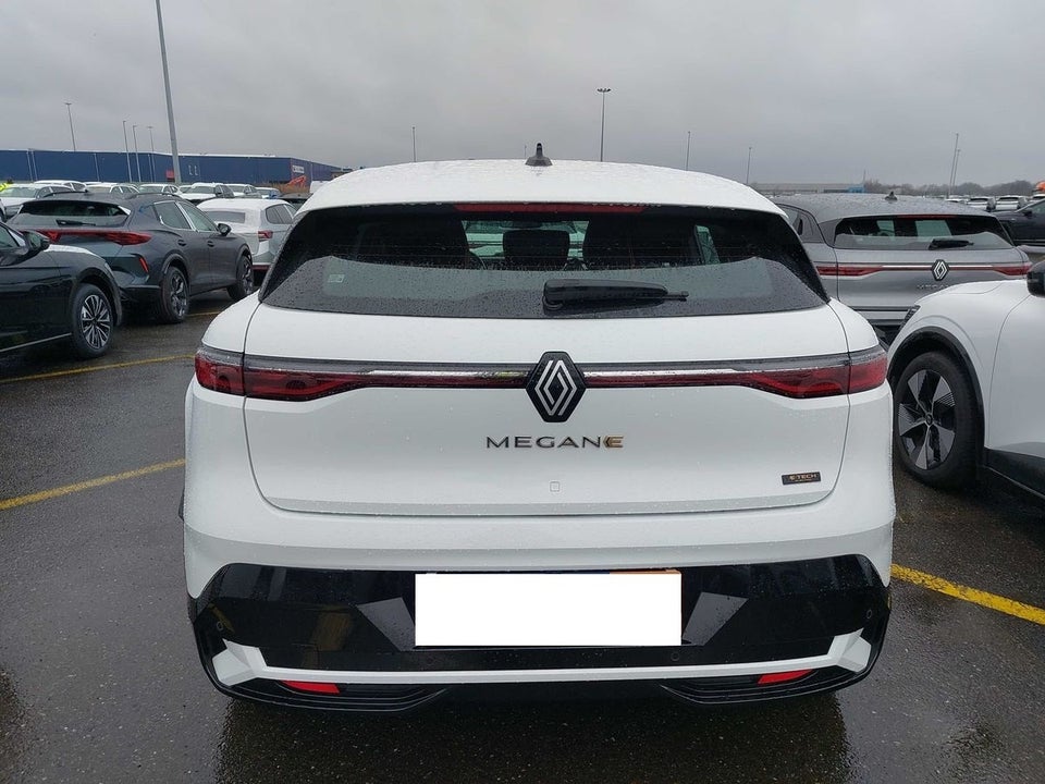Renault Megane E-Tech 40 Equilibre 5d