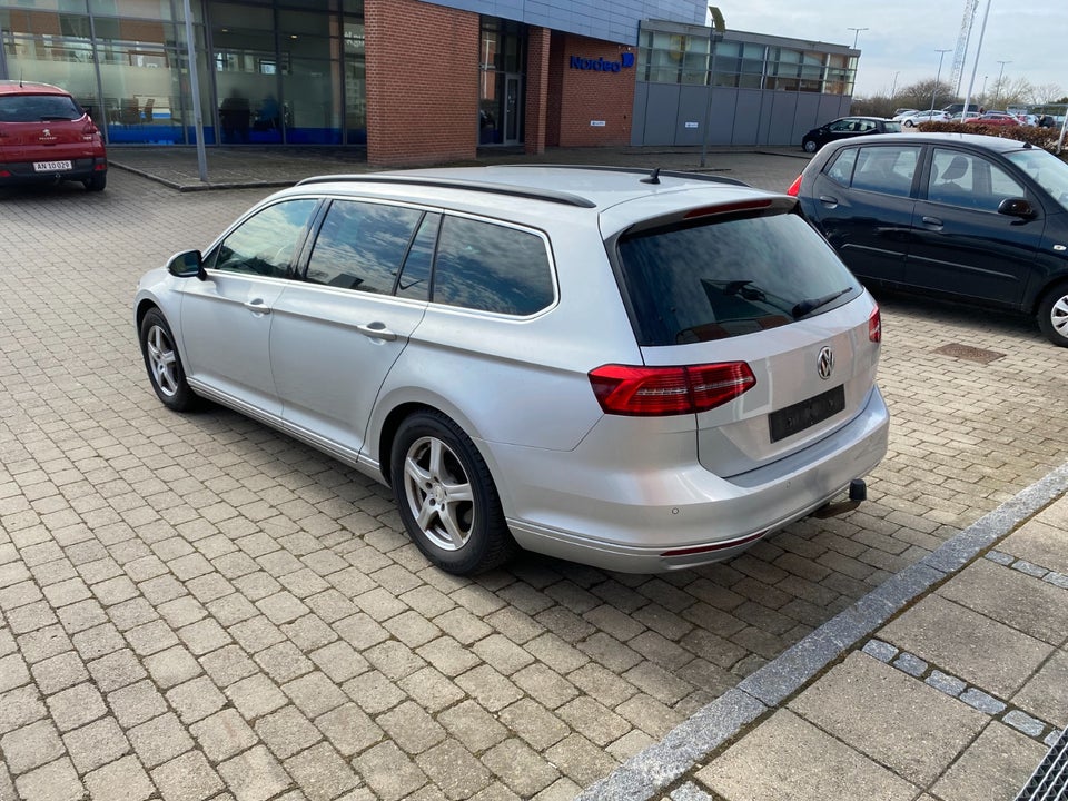 VW Passat 2,0 TDi 150 Comfortline Variant DSG 5d
