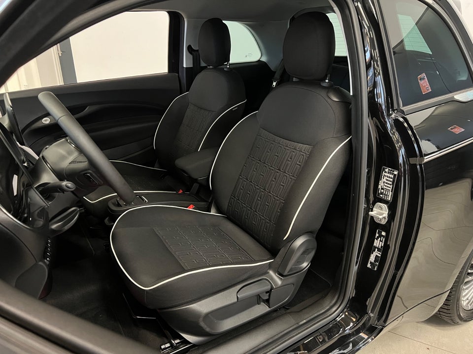 Fiat 500e 42 Icon 3d