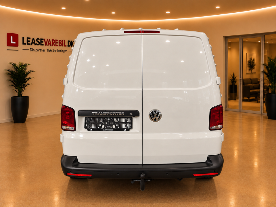 VW Transporter 2,0 TDi 150 Kassevogn DSG kort