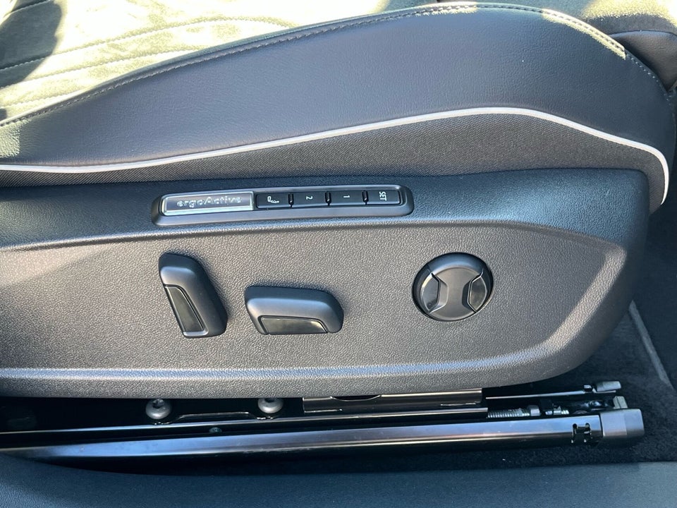 VW ID.5 77 Style 5d