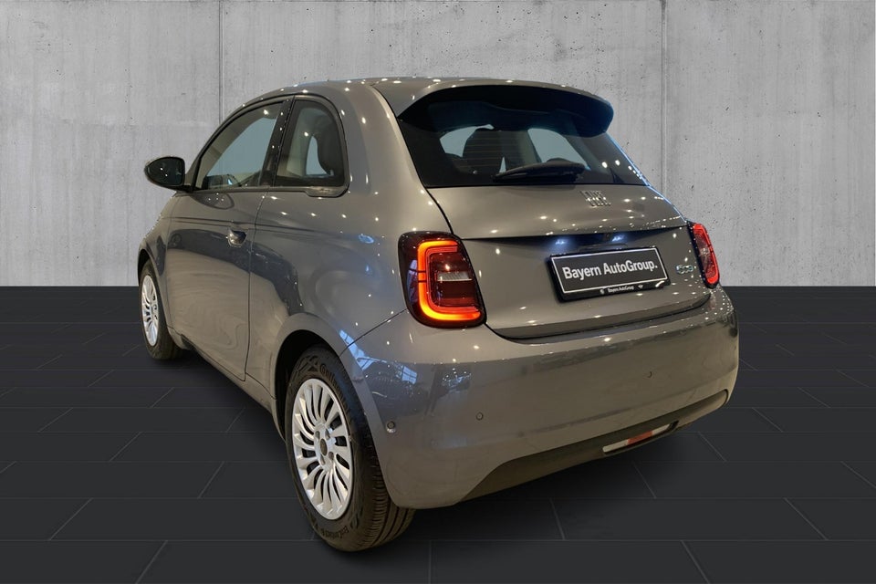 Fiat 500e 42 Icon 3d