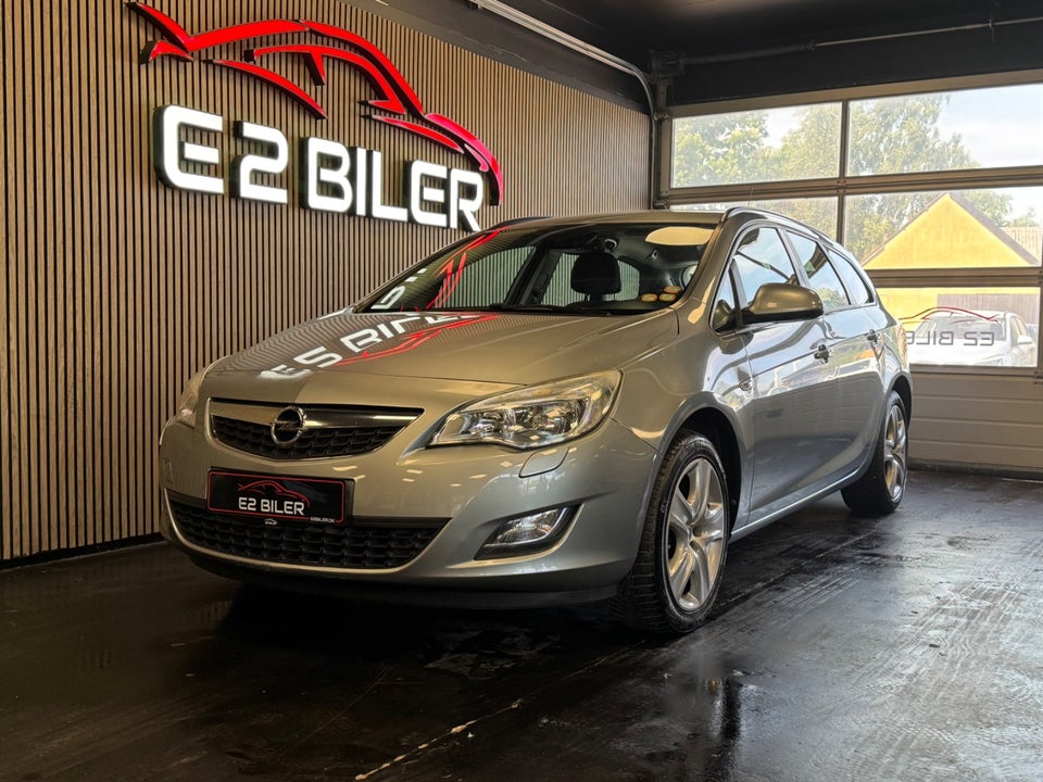 Opel Astra 1,4 T 140 Enjoy Sports Tourer 5d