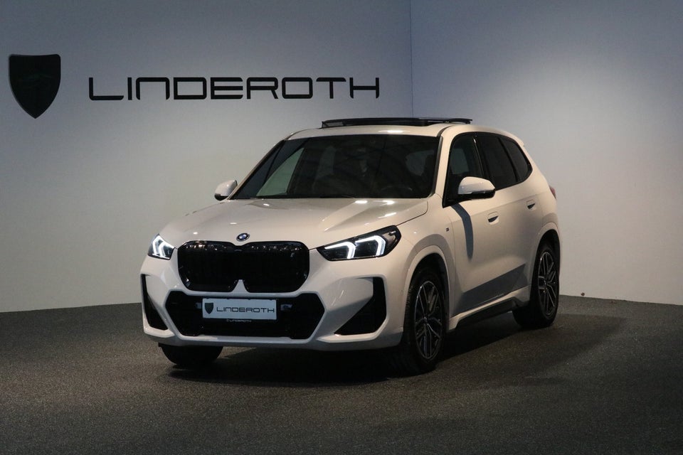 BMW iX1 xDrive30 M-Sport 5d