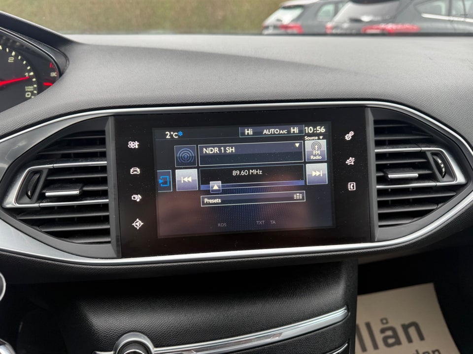 Peugeot 308 1,6 BlueHDi 120 Style 5d