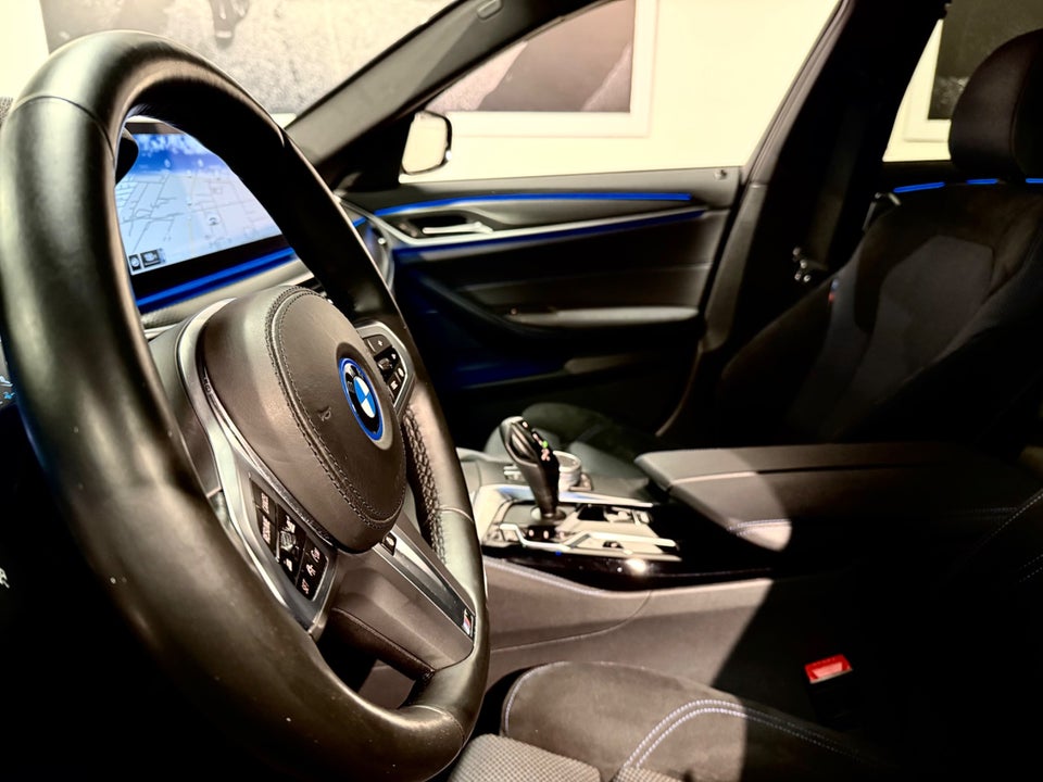 BMW 545e 3,0 M-Sport+ xDrive aut. 4d