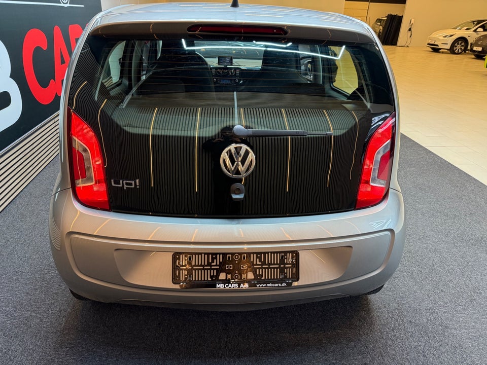 VW Up! 1,0 75 Move Up! ASG 5d