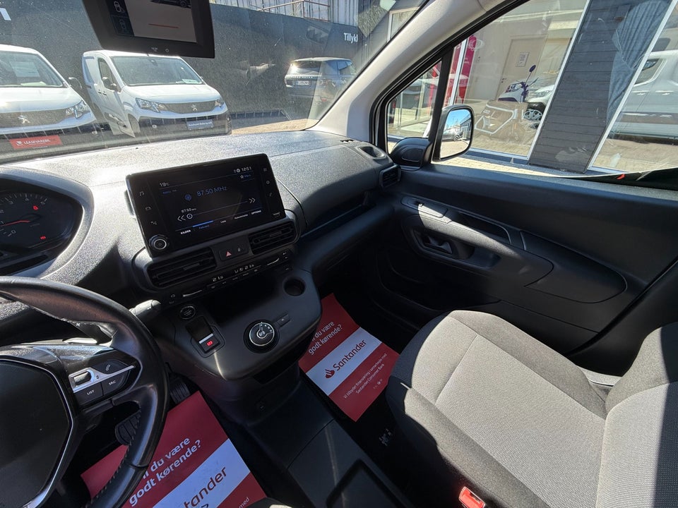 Peugeot Partner 1,5 BlueHDi 130 L2V2 Plus EAT8 Van