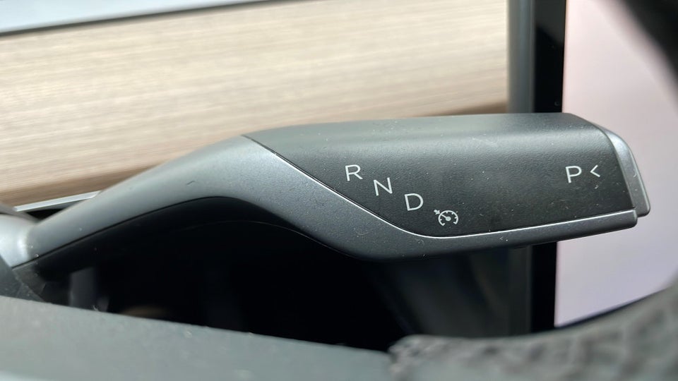 Tesla Model Y Long Range AWD 5d