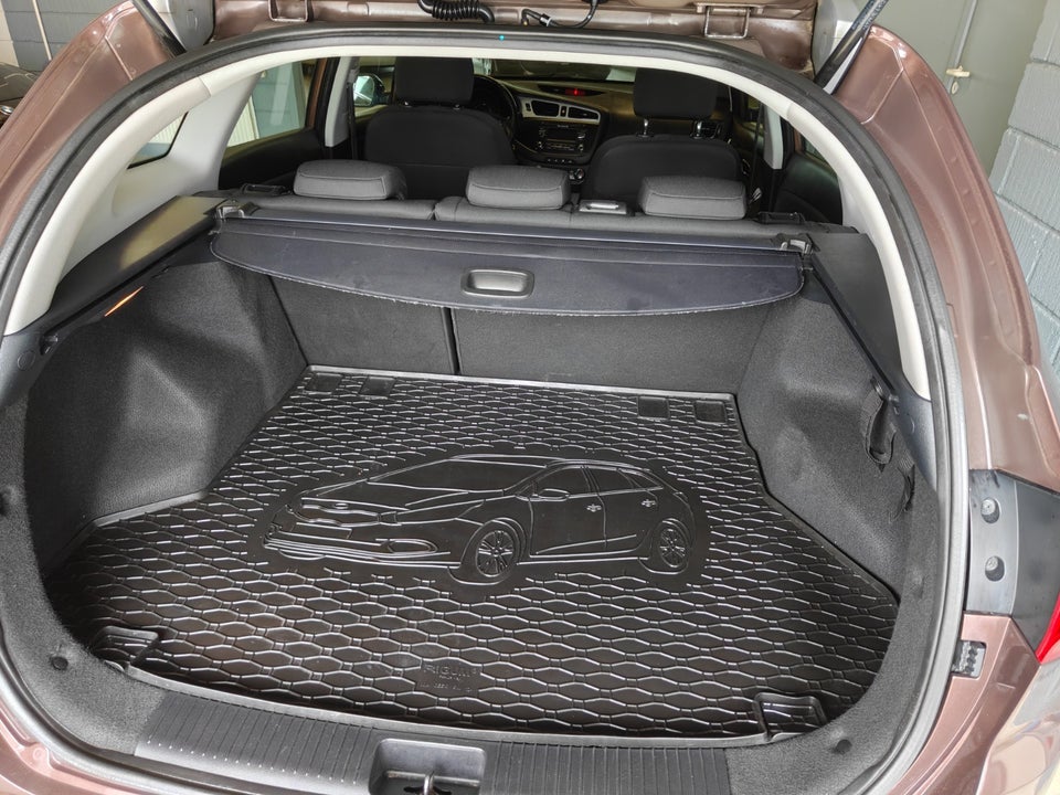 Kia Ceed 1,4 CVVT Active+ SW 5d
