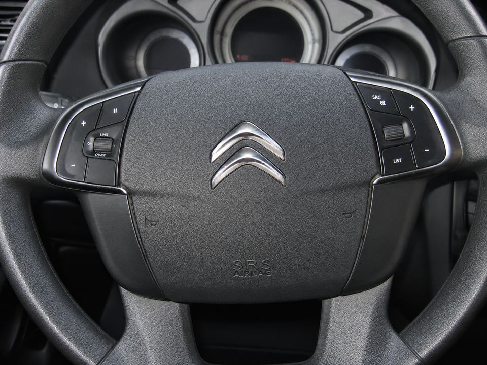 Citroën C4 1,4 VTi Attraction 5d