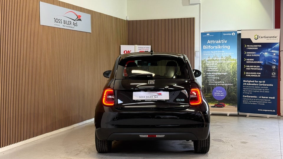 Fiat 500e 42 Icon Plus+ 3d