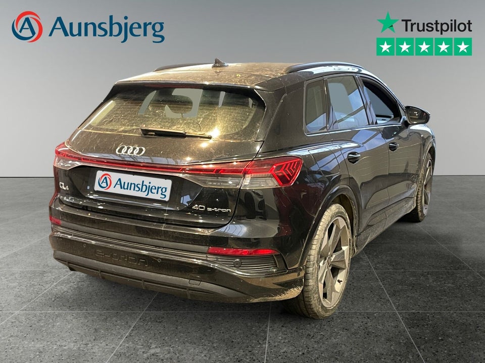 Audi Q4 e-tron 40 S-line 5d