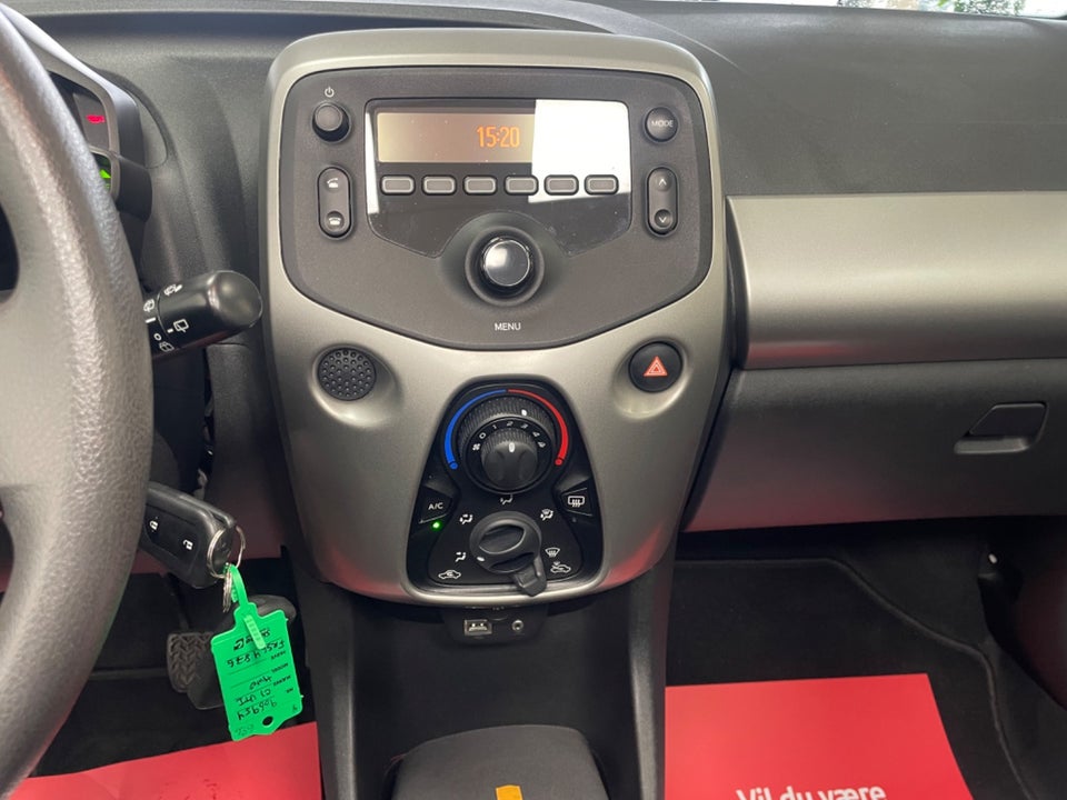 Citroën C1 1,0 e-VTi 68 Feel Airscape 5d