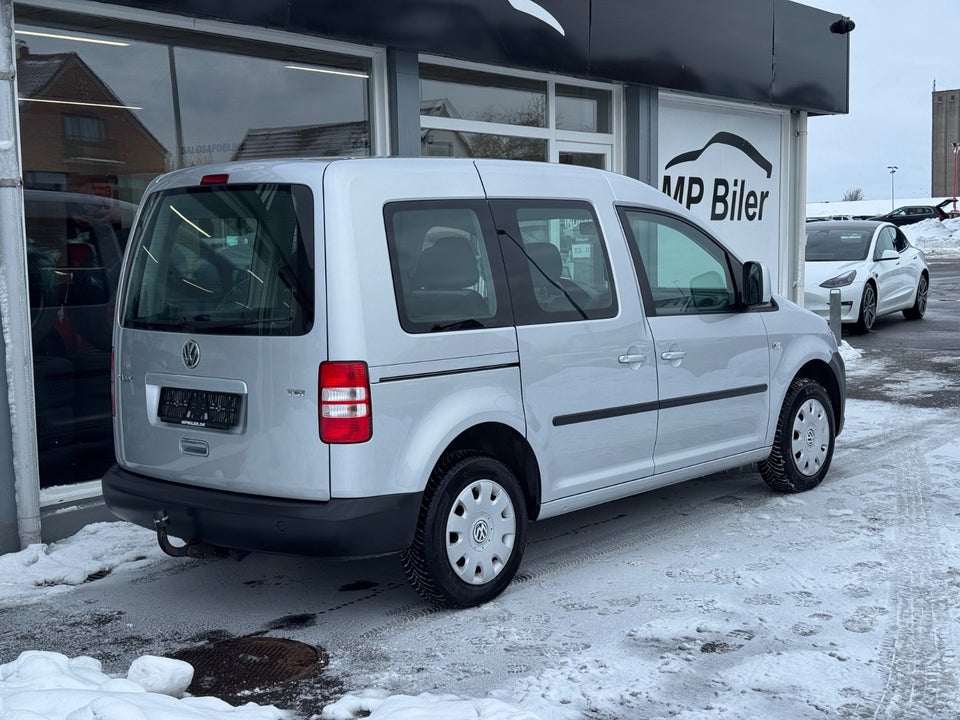 VW Caddy 1,2 TSi 85 Trendline 5d
