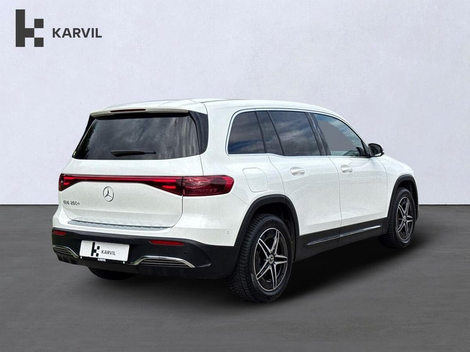 Mercedes EQB250+ AMG Line 5d