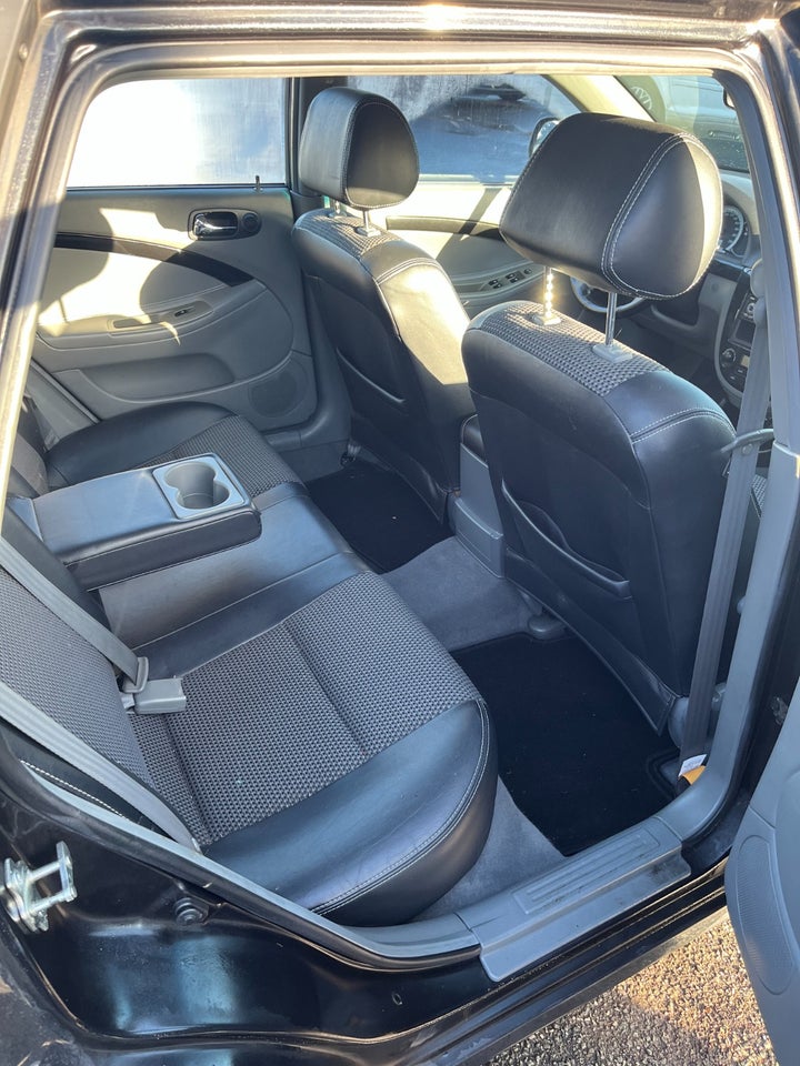 Chevrolet Nubira 1,6 SE stc. 5d