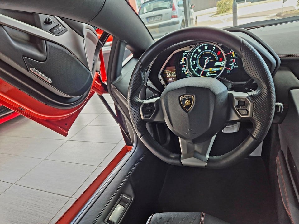 Lamborghini Aventador 6,5 LP700-4 2d