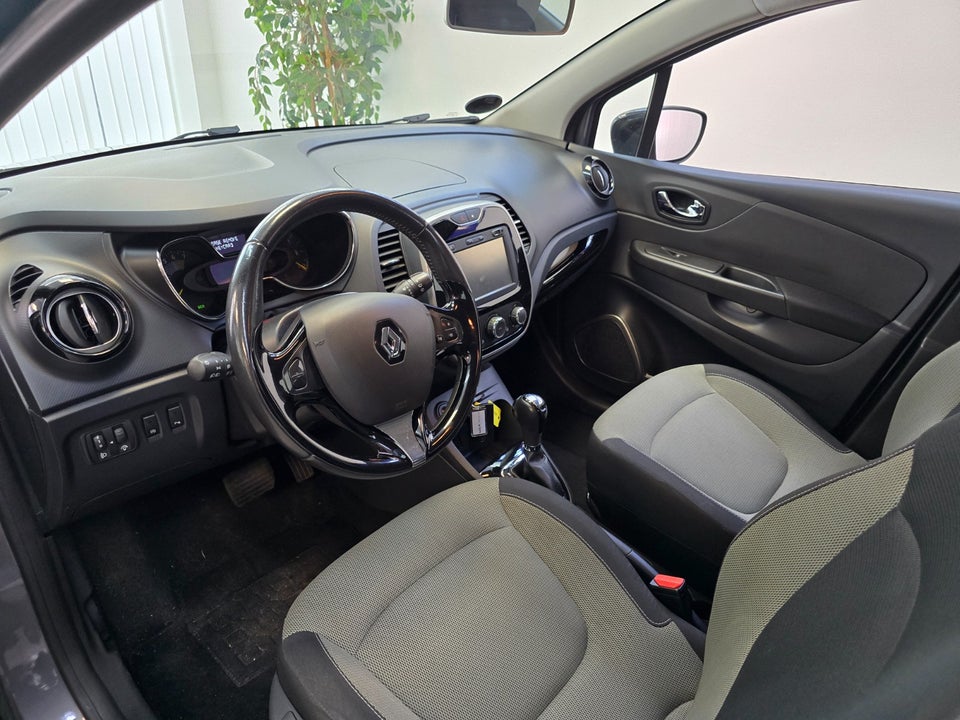 Renault Captur 1,2 TCe 120 Expression EDC 5d