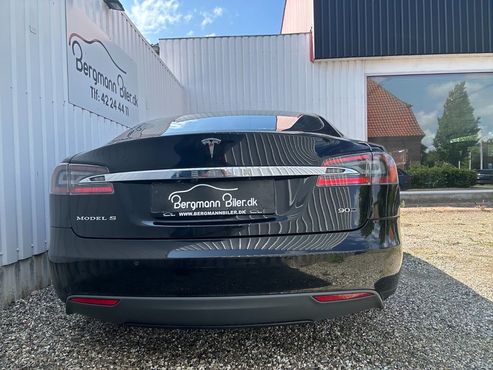 Tesla Model S 90D 5d