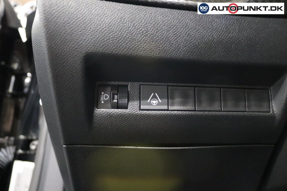 Peugeot 2008 1,2 PureTech 130 Allure EAT8 5d