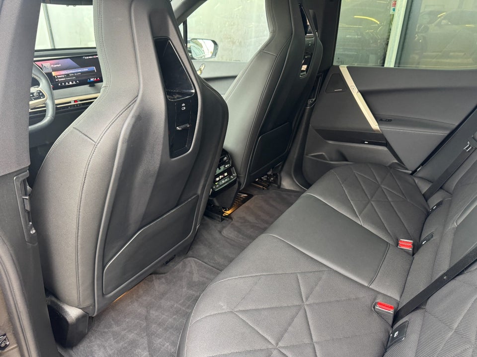BMW iX xDrive50 Supercharged 5d