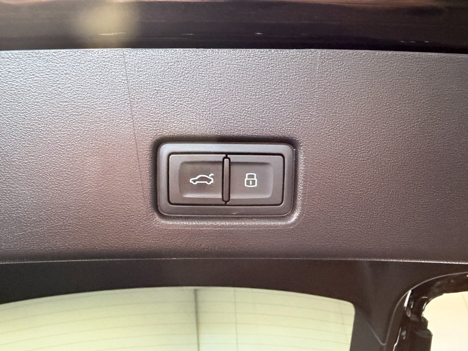 Audi Q4 e-tron 45 S-line Sportback 5d