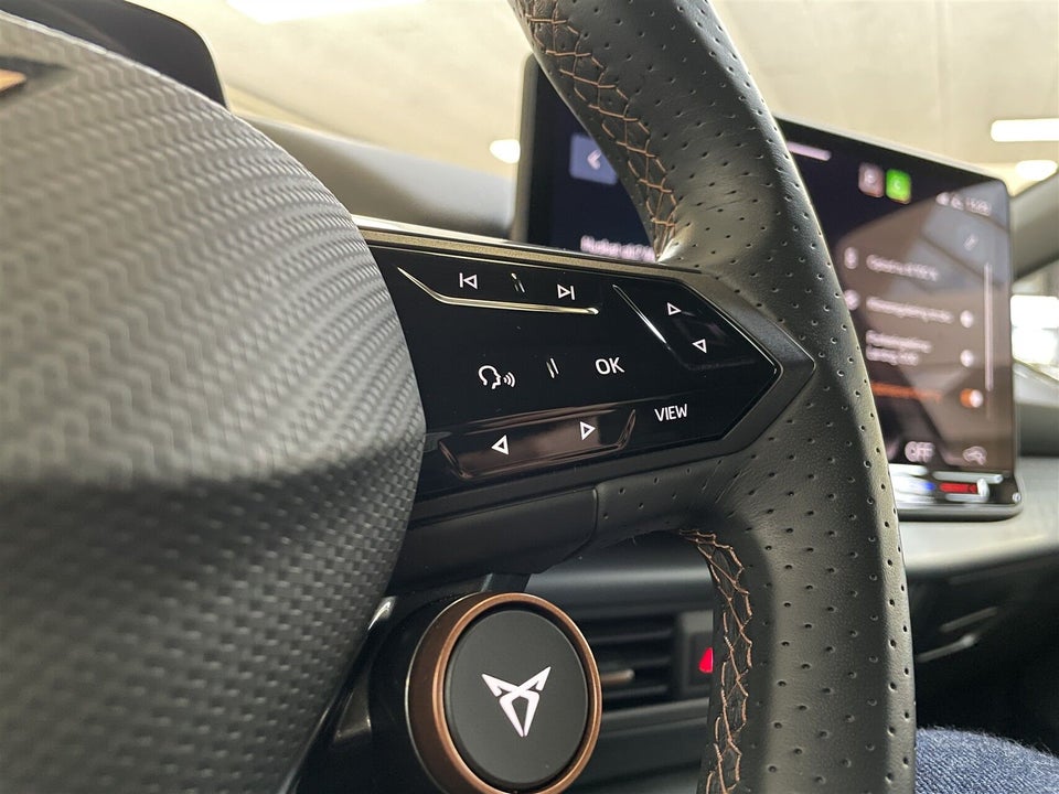 Cupra Born 59 e-Boost 5d