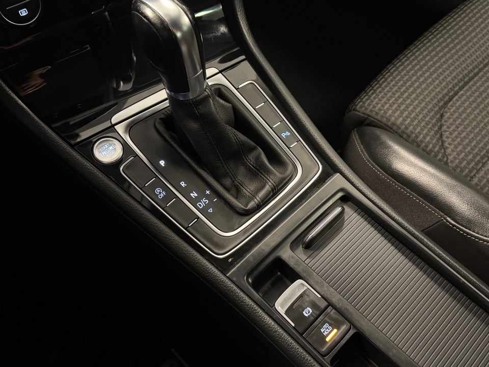 VW Golf VII 1,4 TSi 140 Highline DSG BMT 5d