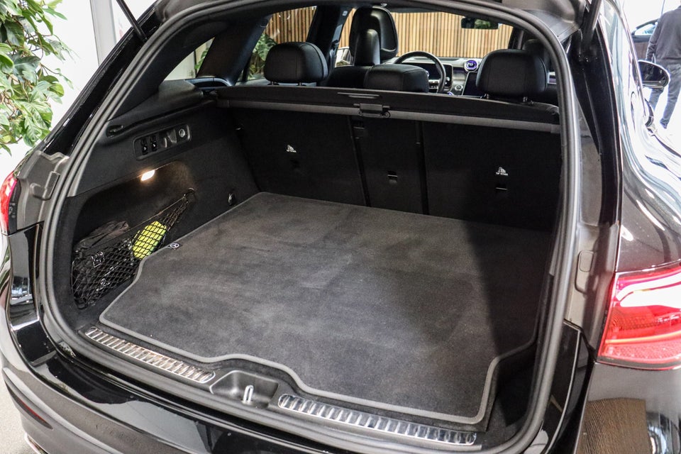 Mercedes GLC300 e 2,0 AMG Line aut. 4Matic 5d
