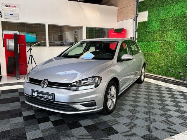 VW Golf VII 1,6 TDi 115 Comfortline Variant DSG 5d