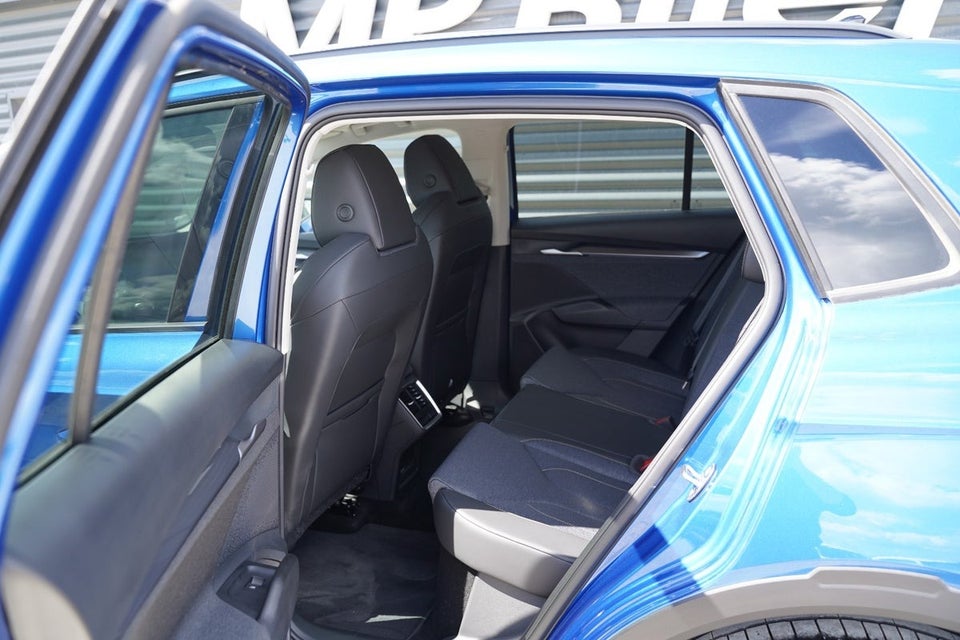 Skoda Elroq 60 iV Loft 5d