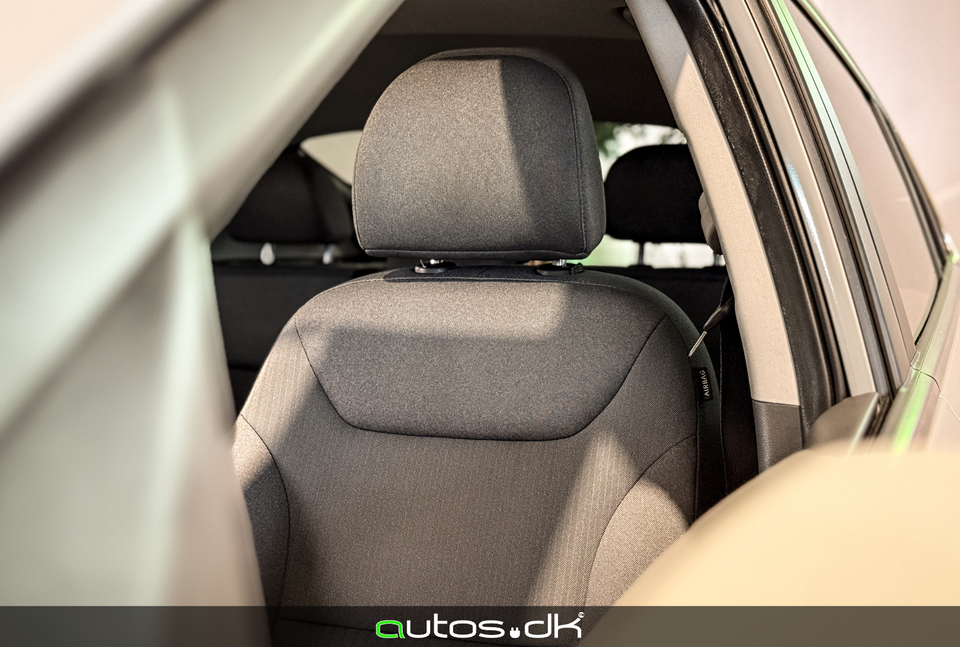 Hyundai Ioniq 40 EV Premium 5d