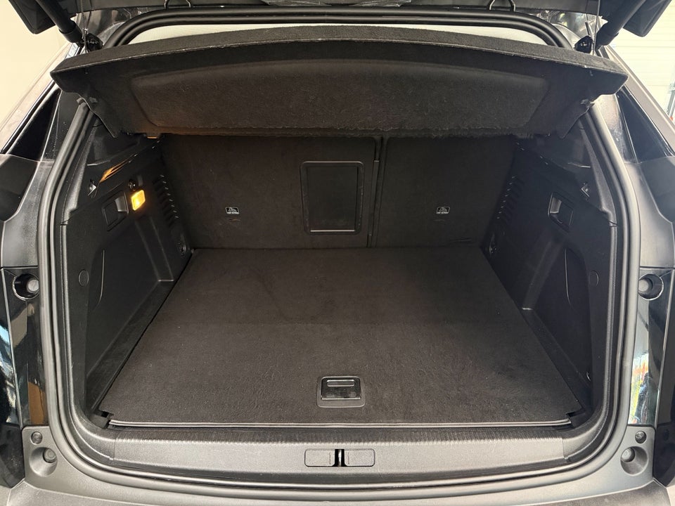 Peugeot 3008 1,6 Hybrid Allure EAT8 5d
