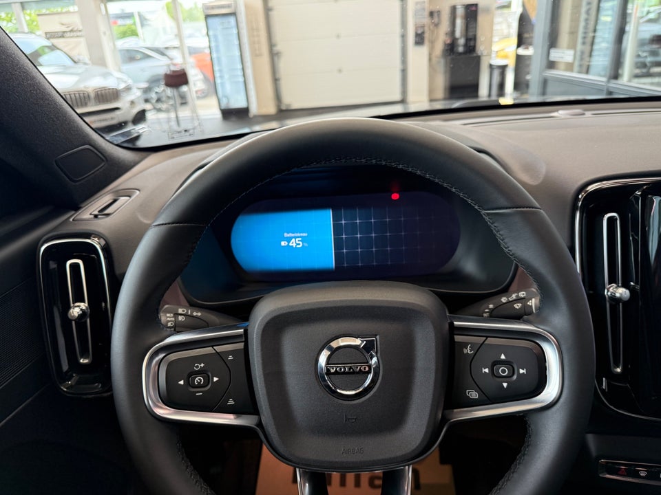 Volvo XC40 P8 ReCharge Twin Plus 5d