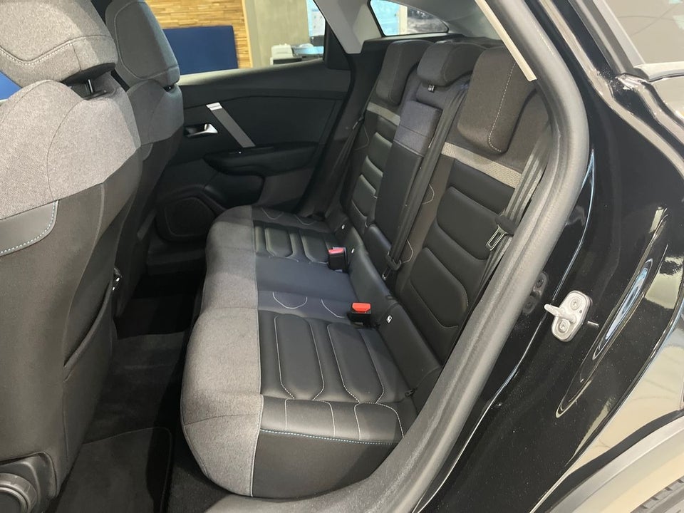 Citroën ë-C4 50 Shine 5d