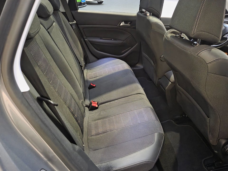 Peugeot 308 1,6 BlueHDi 120 Allure Sky SW EAT6 5d