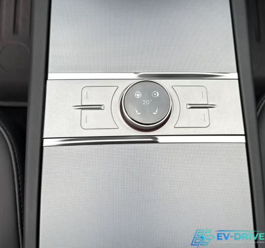 Tesla Model 3 Long Range AWD 4d
