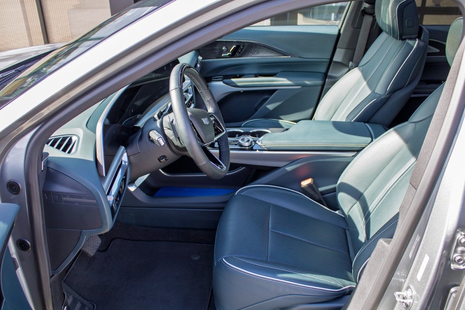 Cadillac Lyriq 600 E4 Sport AWD 5d
