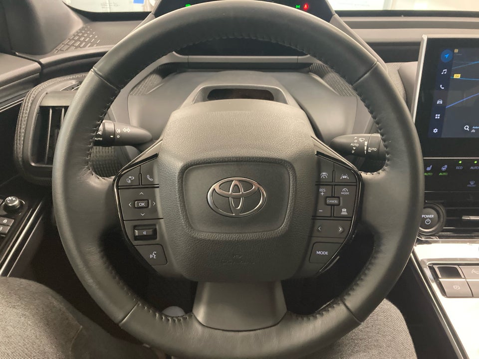 Toyota bZ4X Active 5d