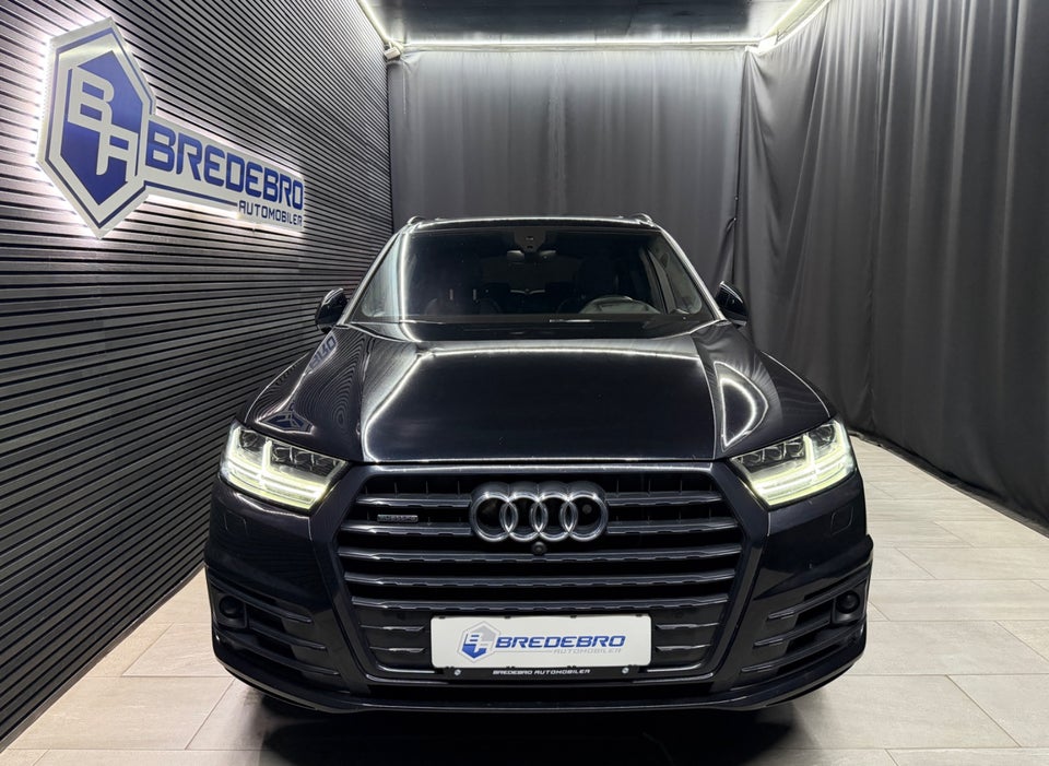 Audi Q7 50 TDi S-line quattro Tiptr. 7prs 5d