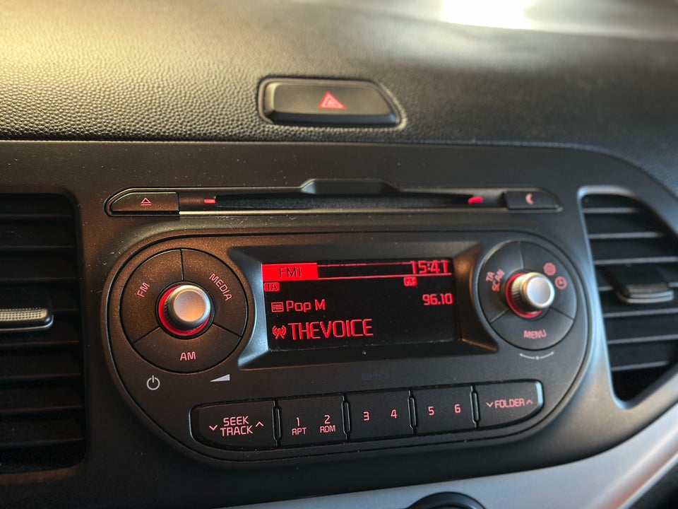 Kia Picanto 1,0 Attraction Sport 5d