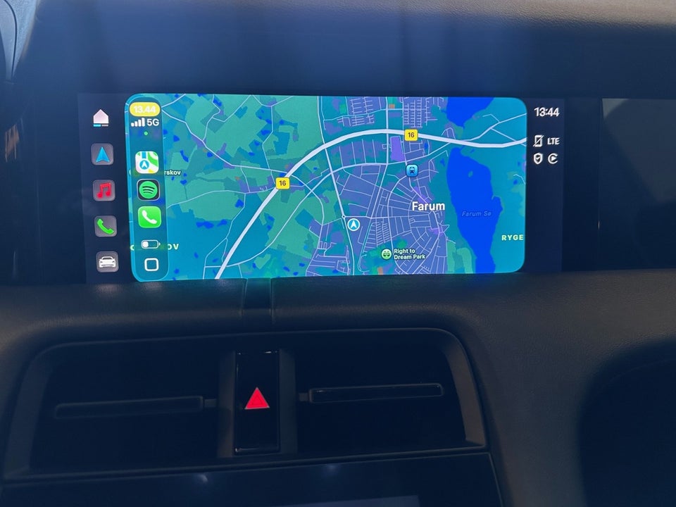 Porsche Taycan Performance+ 4d