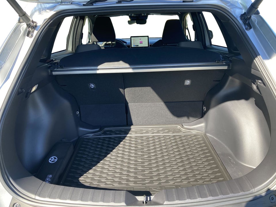 Toyota Corolla Cross 1,8 Hybrid Style CVT 5d