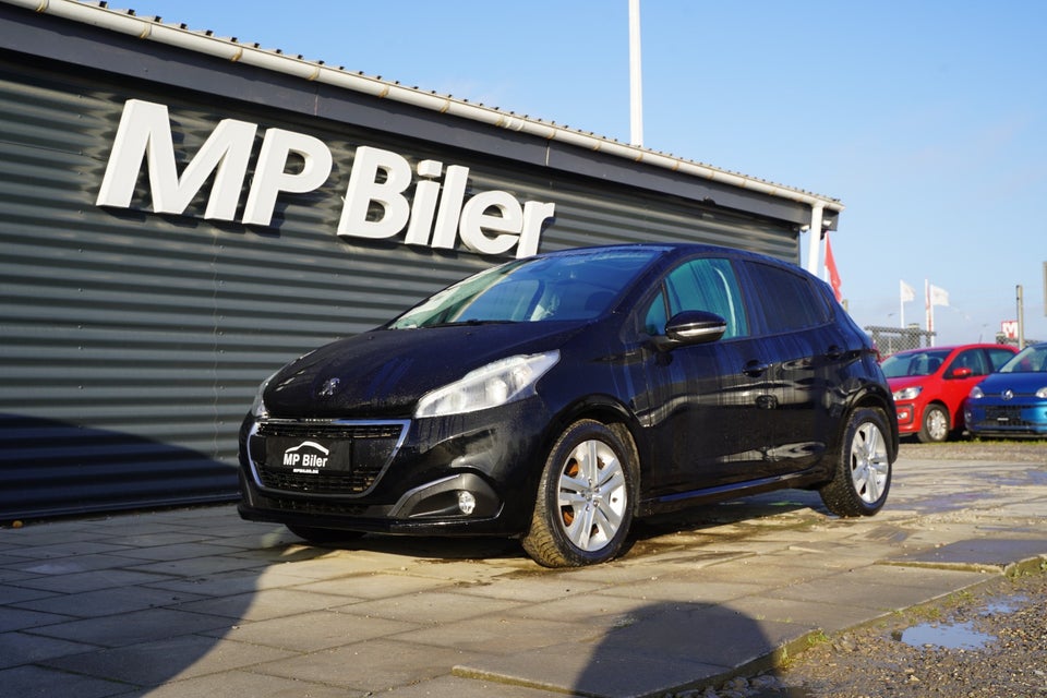 Peugeot 208 1,5 BlueHDi 100 Signature Sky 5d