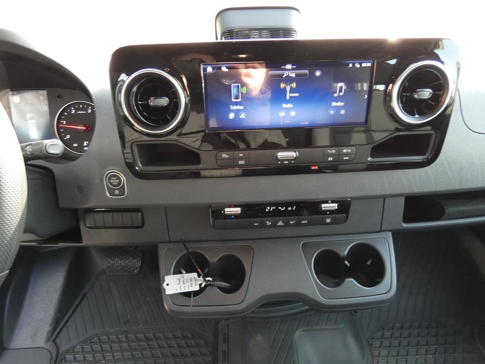 Mercedes Sprinter 317 2,0 CDi A3 Db.Kab PRO aut. RWD 4d