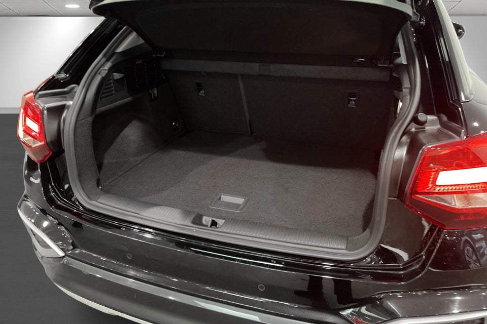 Audi Q2 35 TFSi Prestige S-tr. 5d