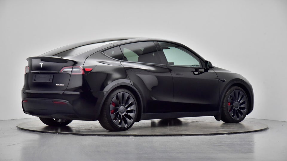 Tesla Model Y Performance AWD 5d