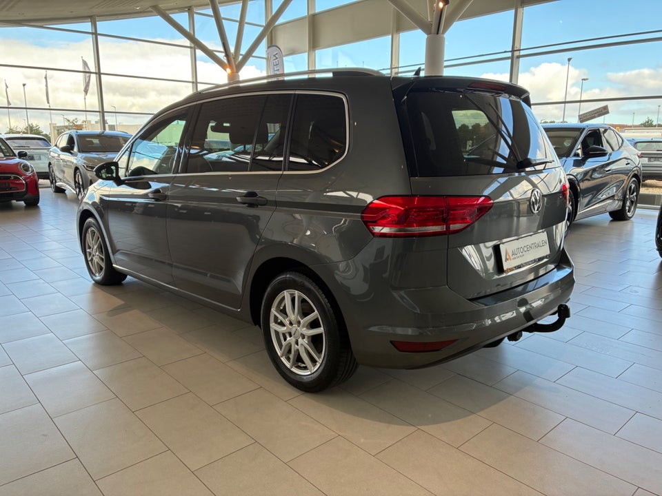VW Touran 1,5 TSi 150 Highline DSG 7prs 5d